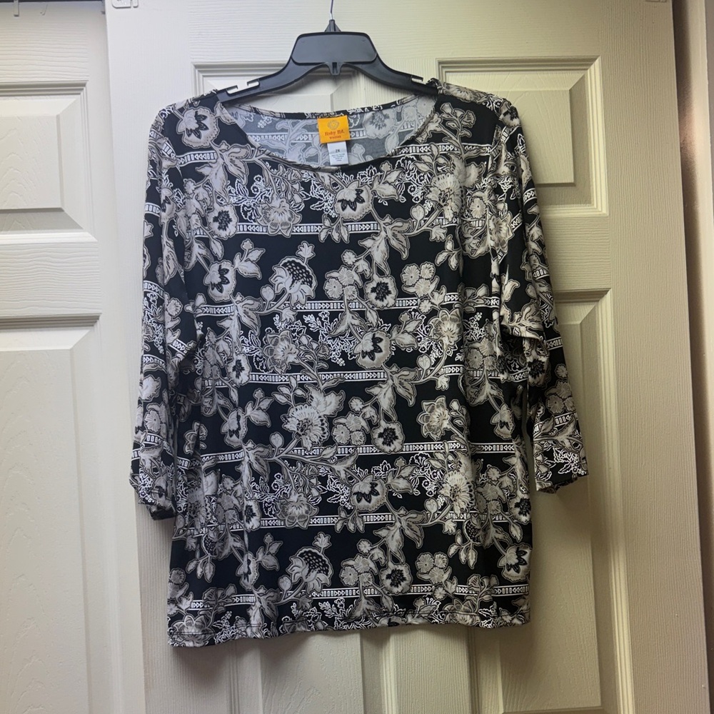 Like new ruby rd blouse